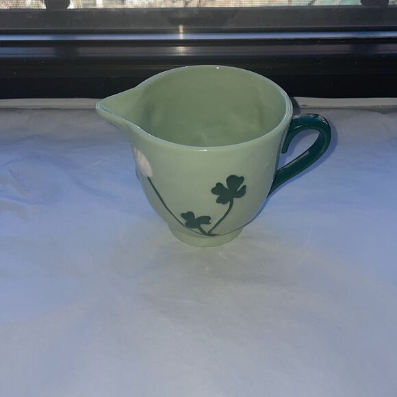 ❤️Mint Green Creamer with Butterfly and Clover Design - Picture 5 of 7